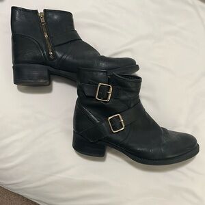 Steve Madden black ankle boots. Size 7.5